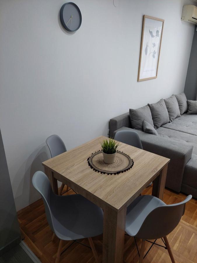 Smiley - Subotica Centar Apartment Екстериор снимка