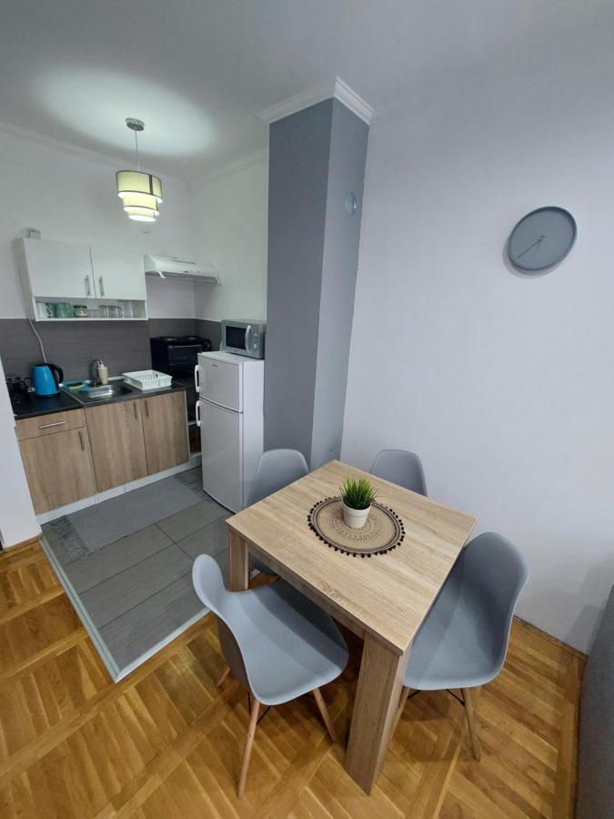 Smiley - Subotica Centar Apartment Екстериор снимка